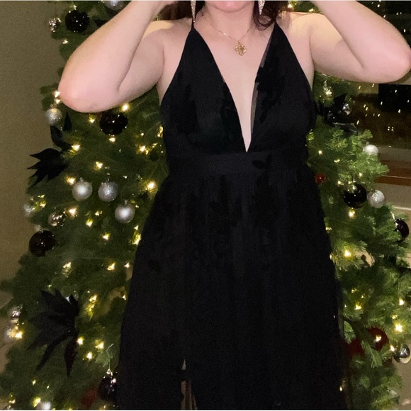 TULLE V NECK MAXI DRESS - Picture 3 of 4